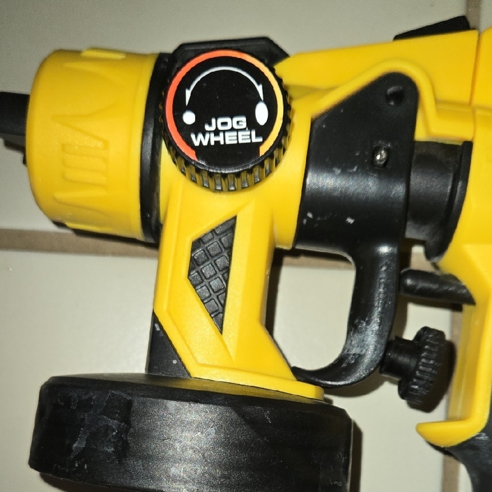 BG Paint Gun - Picture 2 of 10
